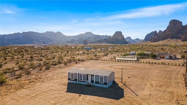 3065 S Kaibab Road, Golden Valley, AZ 86413