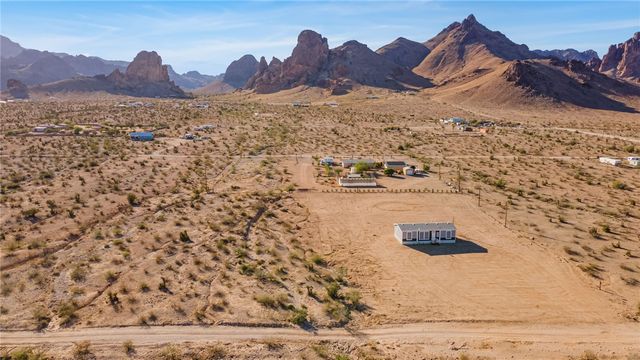 3065 S Kaibab Road, Golden Valley, AZ 86413