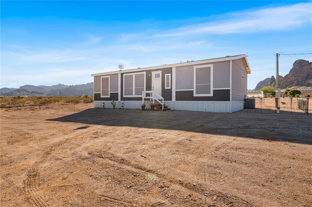 3065 S Kaibab Road, Golden Valley, AZ 86413