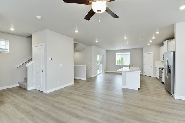 8741 151st Street E, Puyallup, WA 98375