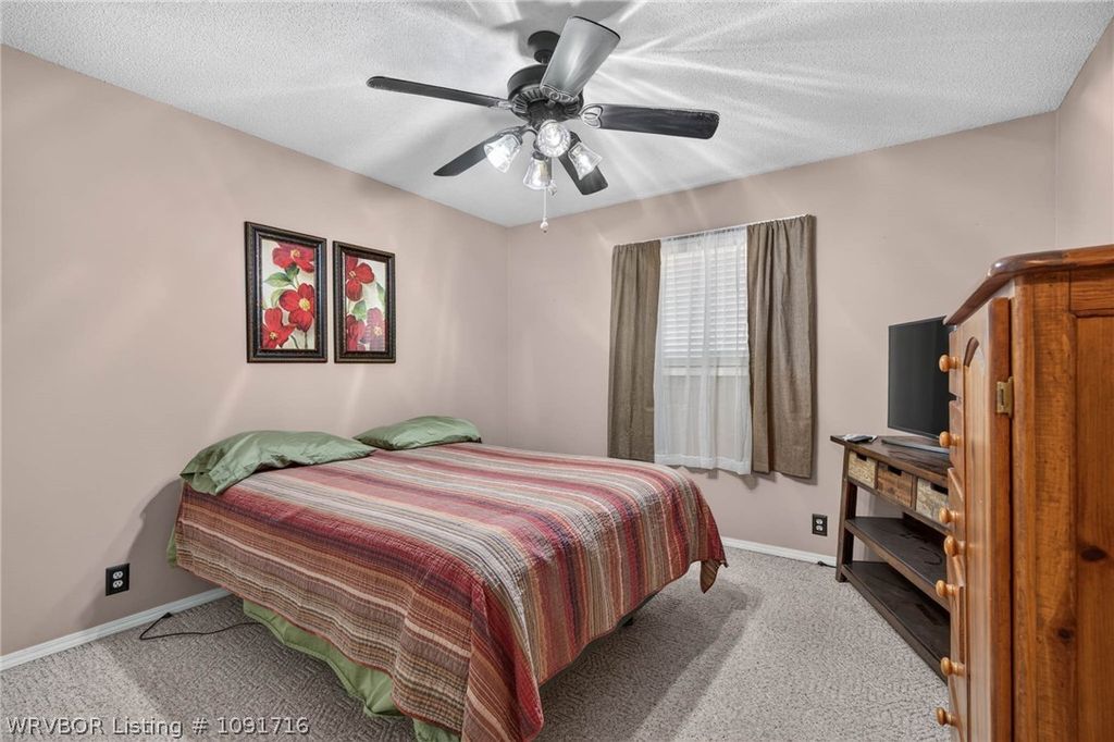 1213 N 30th Street 1213 N 30th Street