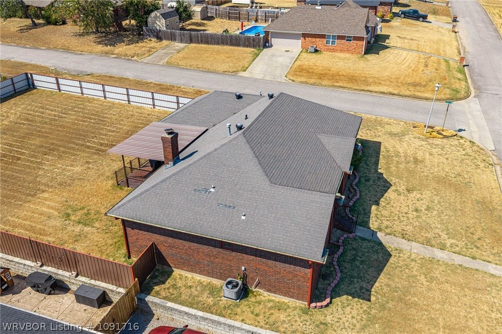 1213 N 30th Street 1213 N 30th Street
