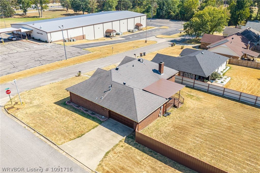 1213 N 30th Street 1213 N 30th Street