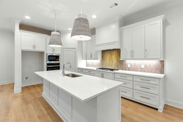 63 Copper Circle, Little Rock, AR 72223