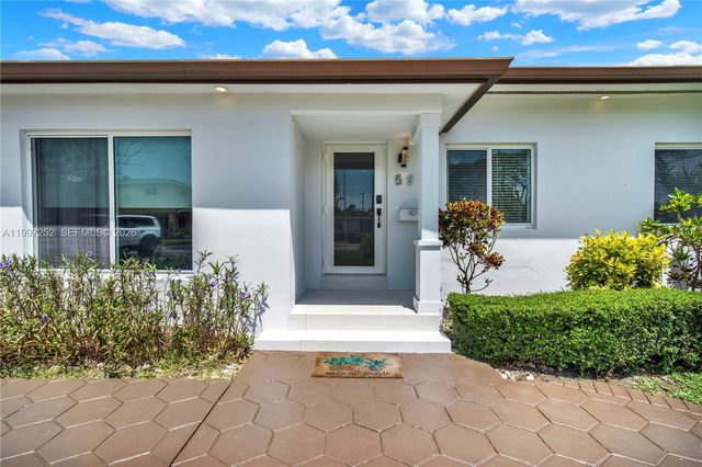 5901 SW 45th St, Miami, FL 33155