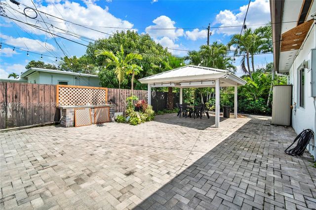 5901 SW 45th St, Miami, FL 33155