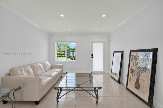 5901 SW 45th St, Miami, FL 33155