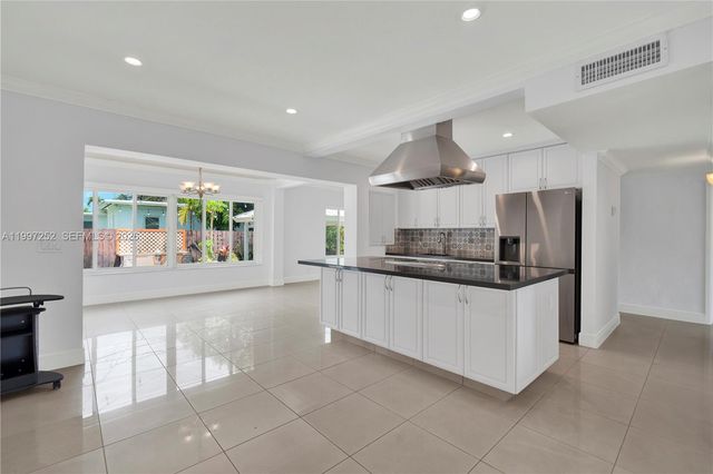 5901 SW 45th St, Miami, FL 33155