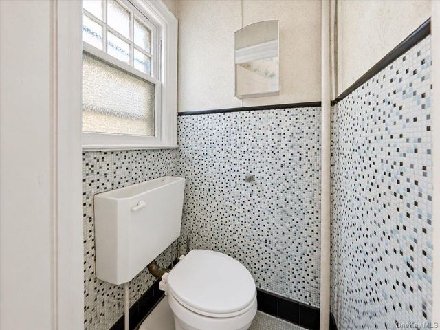 2727 Morgan Avenue, Bronx, NY 10469
