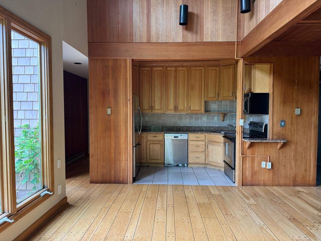 3361 County Road, Windsor, VT 05089