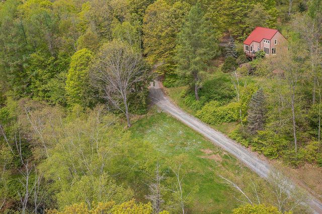 3361 County Road, Windsor, VT 05089