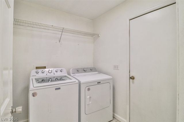 6812 Painted Canyon Court, Las Vegas, NV 89130