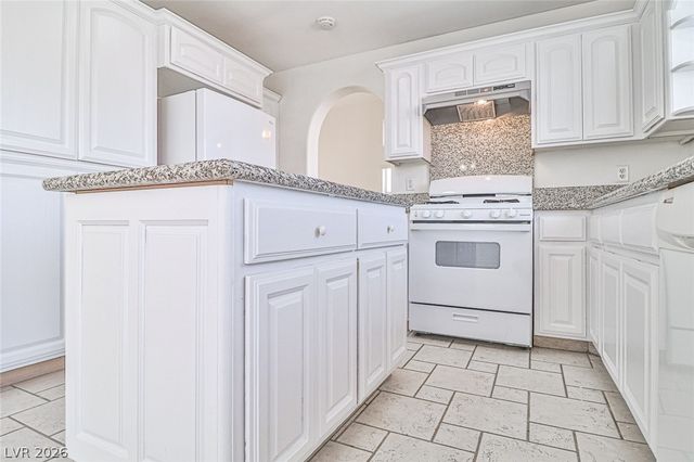 6812 Painted Canyon Court, Las Vegas, NV 89130