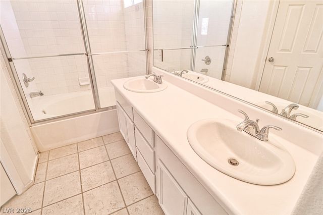 6812 Painted Canyon Court, Las Vegas, NV 89130