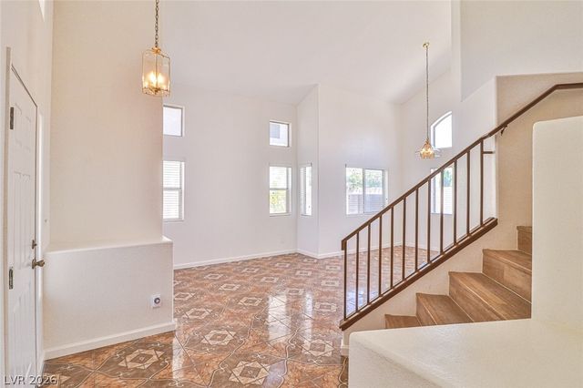 6812 Painted Canyon Court, Las Vegas, NV 89130
