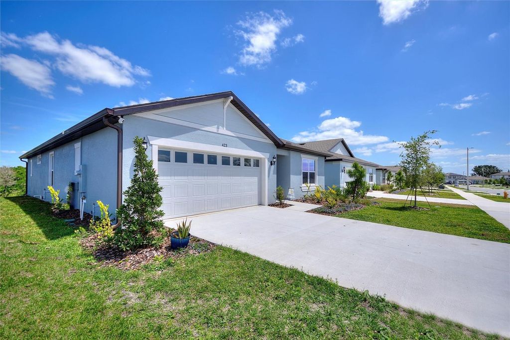 423 PINE TREE BOULEVARD, Lake Alfred, FL 33850