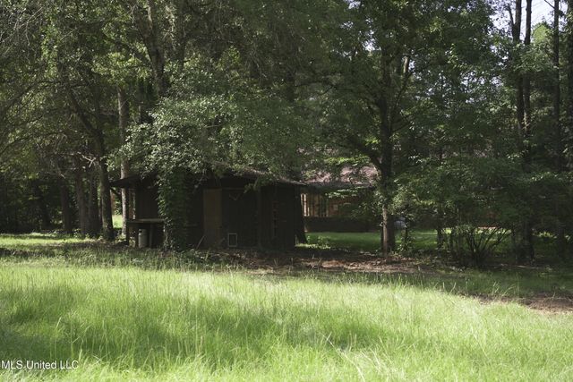 1644 Ratliff Road, Raymond, MS 39154