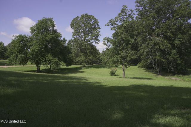 1644 Ratliff Road, Raymond, MS 39154