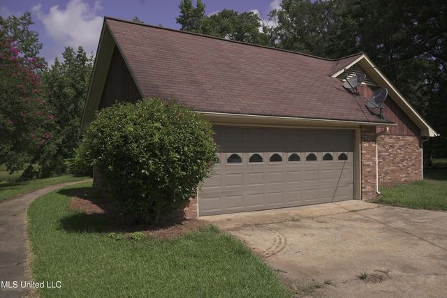1644 Ratliff Road, Raymond, MS 39154