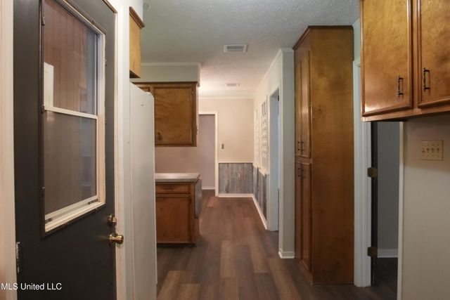 1644 Ratliff Road, Raymond, MS 39154