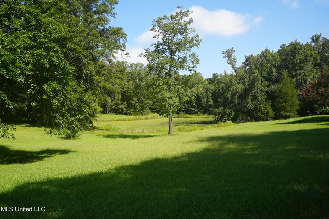 1644 Ratliff Road, Raymond, MS 39154