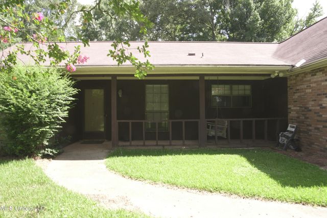 1644 Ratliff Road, Raymond, MS 39154