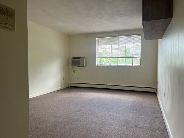 900 Governors Park 22, Winthrop, MA 02152