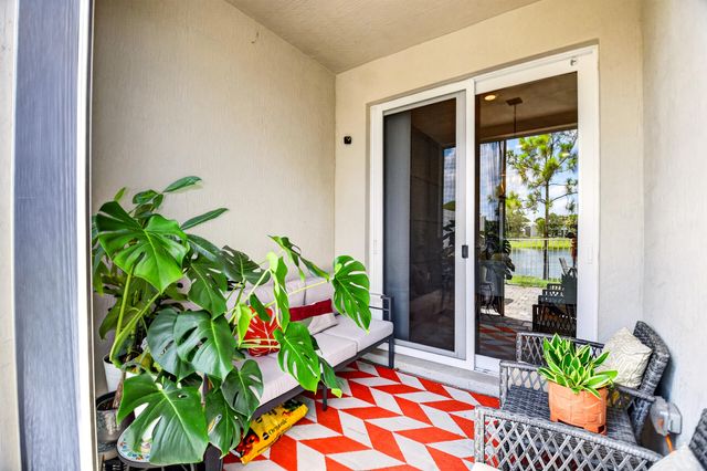 8714 VIA MAR ROSSO, Lake Worth, FL 33467