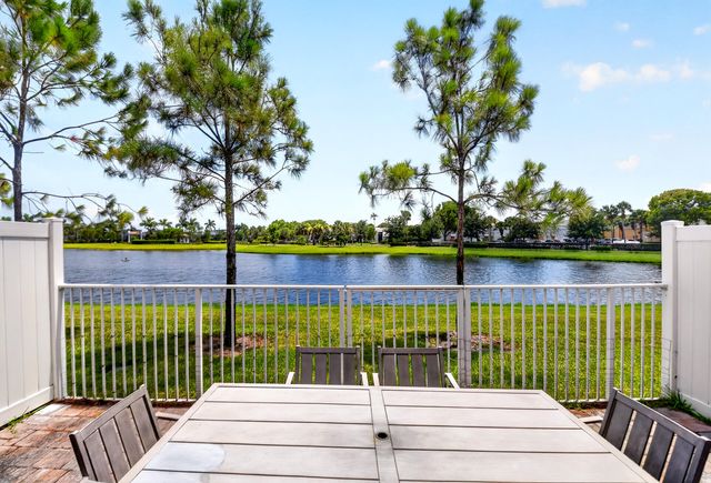 8714 VIA MAR ROSSO, Lake Worth, FL 33467