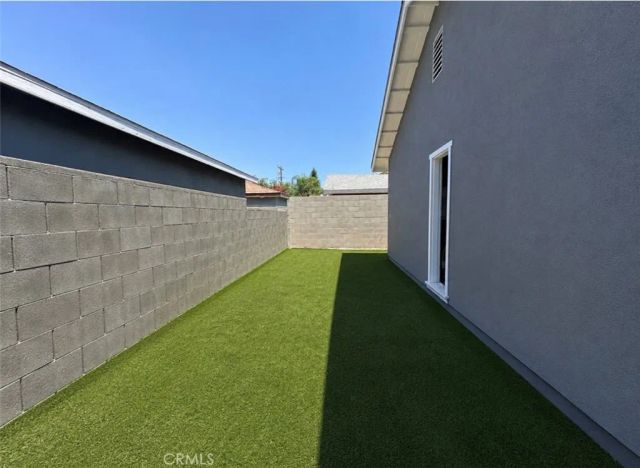 1417 W 3rd Street, Santa Ana, CA 92703