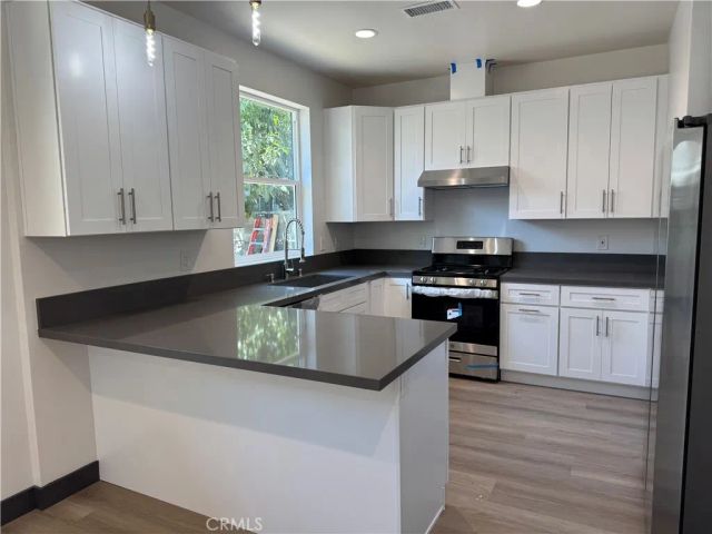 1417 W 3rd Street, Santa Ana, CA 92703
