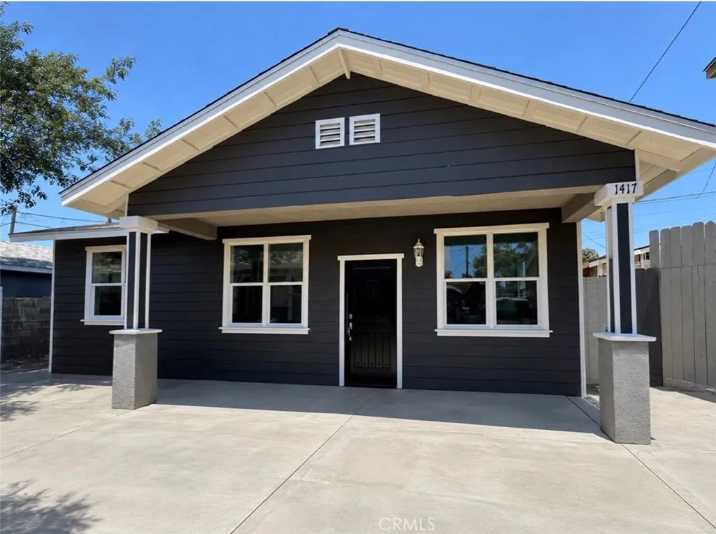 1417 W 3rd Street, Santa Ana, CA 92703