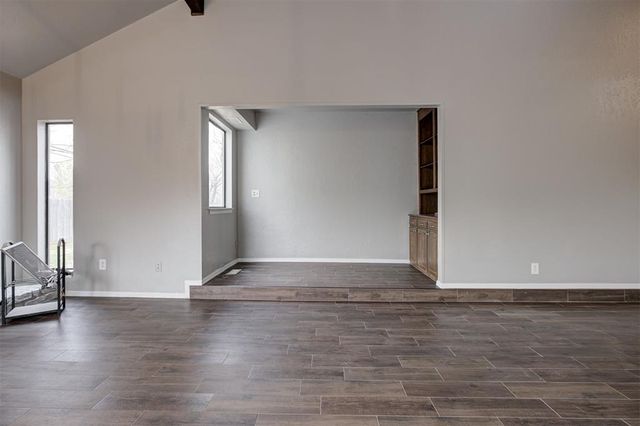 2301 Tredington Way, Edmond, OK 73034