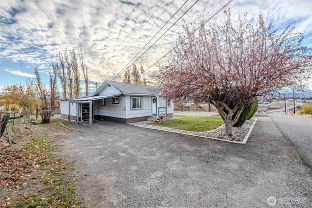 260 37th Street NW, East Wenatchee, WA 98802