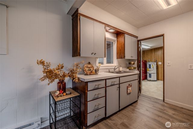 260 37th Street NW, East Wenatchee, WA 98802