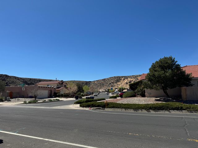 7004 Astair Avenue NW, Albuquerque, NM 87120