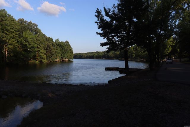 4200 Lakeview Road, North Little Rock, AR 72116