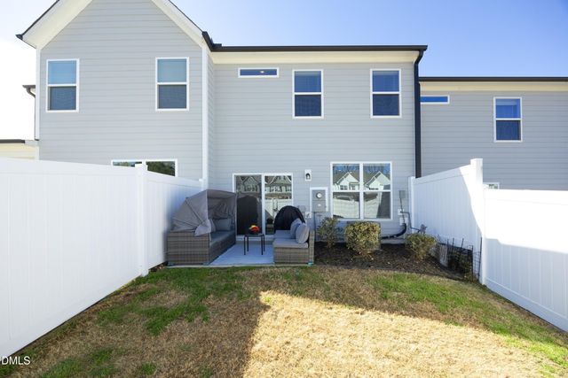 1002 Heartstone Way, Durham, NC 27713