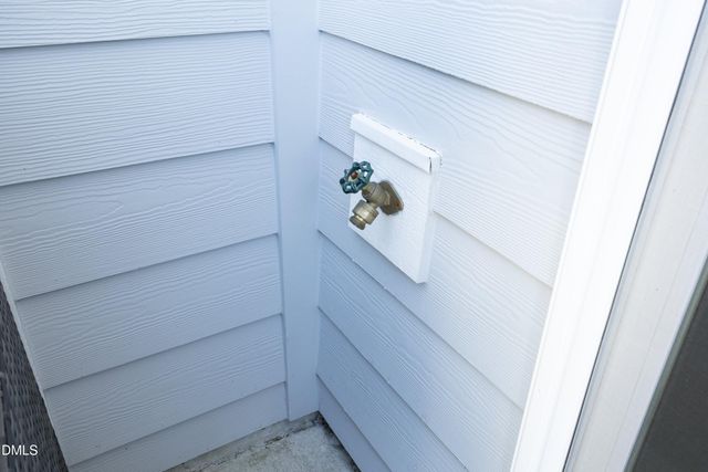 1002 Heartstone Way, Durham, NC 27713