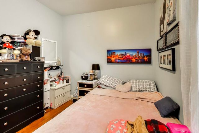 4256 W Kamerling Avenue, Chicago, IL 60651