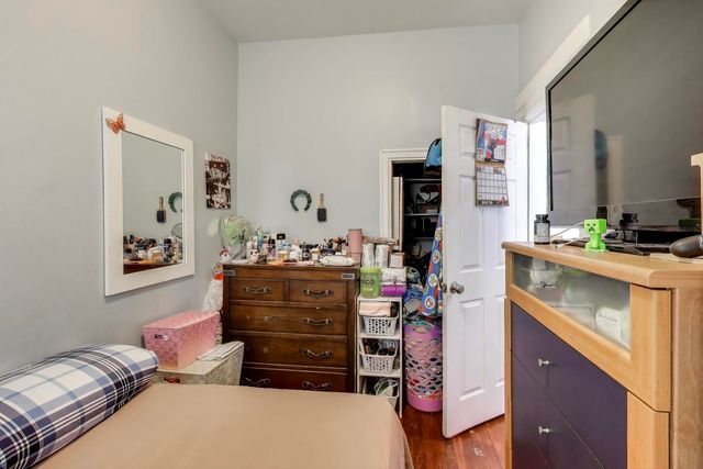 4256 W Kamerling Avenue, Chicago, IL 60651