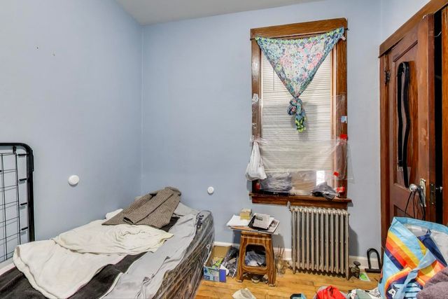 4256 W Kamerling Avenue, Chicago, IL 60651