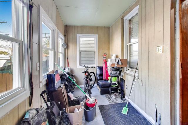 4256 W Kamerling Avenue, Chicago, IL 60651