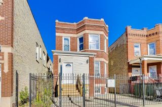 4256 W Kamerling Avenue, Chicago, IL 60651