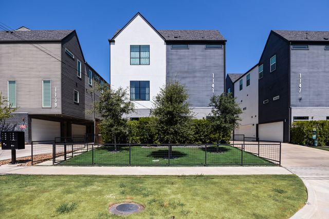 1141 N Madison Avenue 105, Dallas, TX 75208