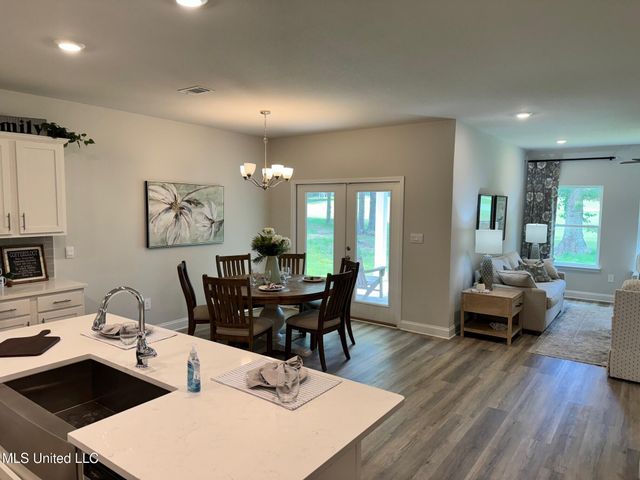 17422 Willow Cove, Saucier, MS 39574