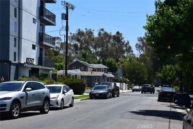 10757 Hortense, Toluca Lake, CA 91602