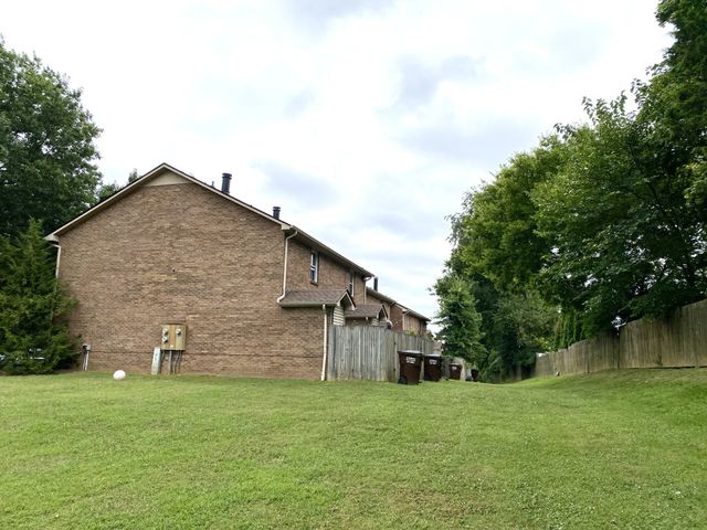 133 McMurray Cir, Nashville, TN 37211