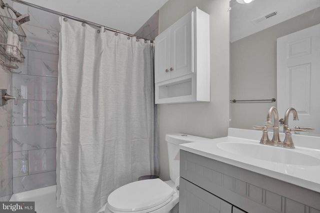 2117 E CHASE ST, Baltimore, MD 21213