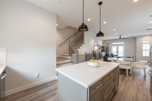 5306 Creekmont Timbers Trail, Houston, TX 77091